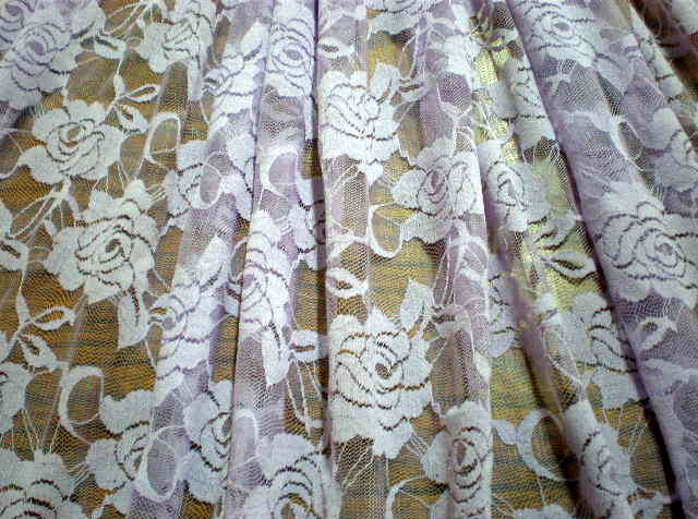 2.Lilac Putul Flower Lace